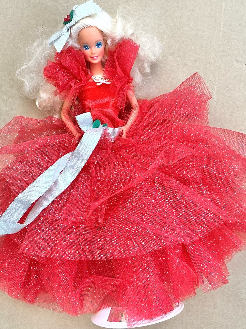 Happy holidays Barbie doll 1988 with stand
